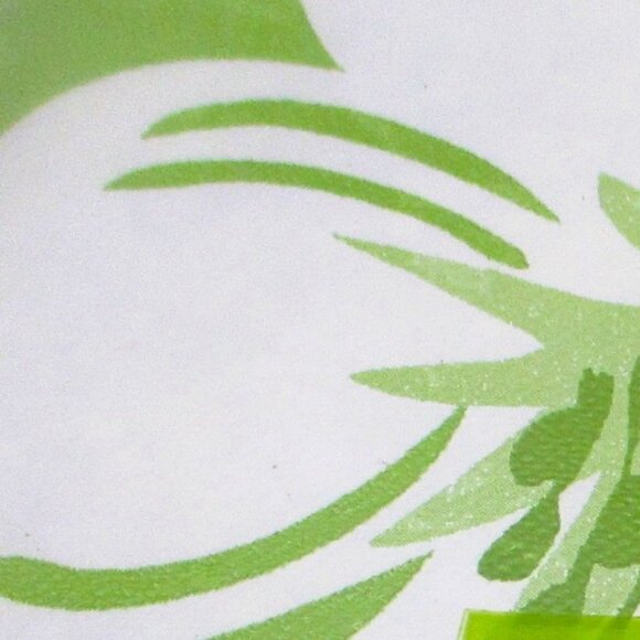 Elrene Vinyl Tablecloth Flannel Back 52" X 90" Green White Floral Pattern - Picture 4 of 4